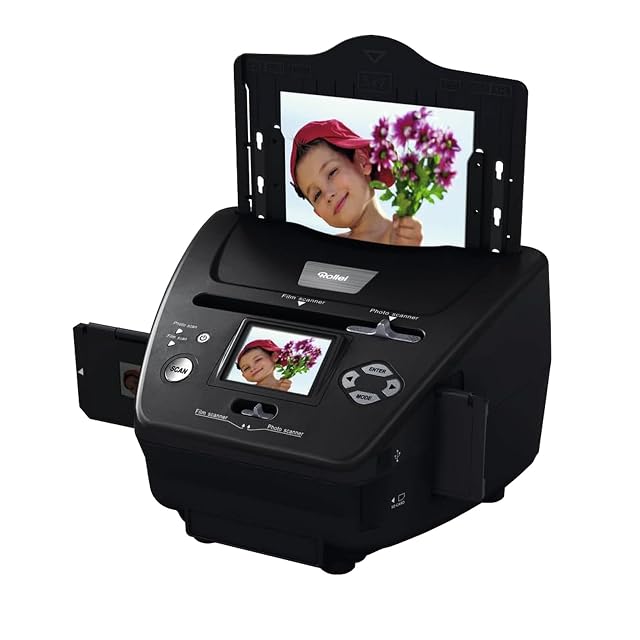 Scanner Rollei PDF-S 240 SE mit seinem 2,4-Zoll-Bildschirm, der ein gescanntes Dia zeigt