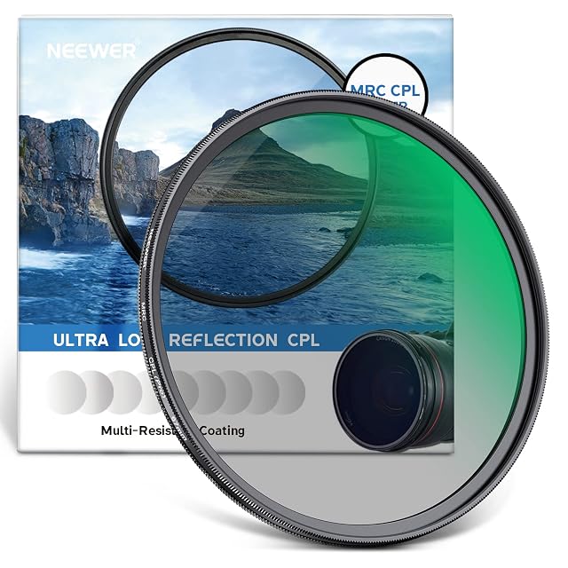 NEEWER-CPL-Filter 67 mm mit seinem gerändelten Drehring und Etui
