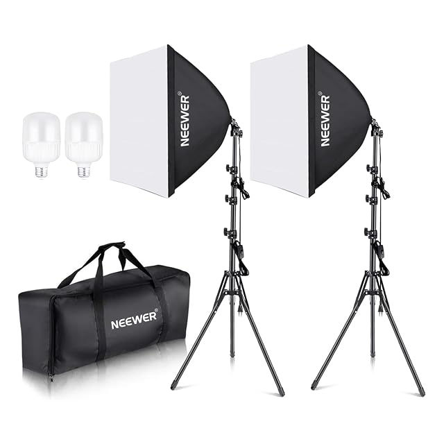 Softbox-Set NEEWER mit zwei Boxen mit 60 mal 60 cm auf Aluminiumstativen mit 210 cm