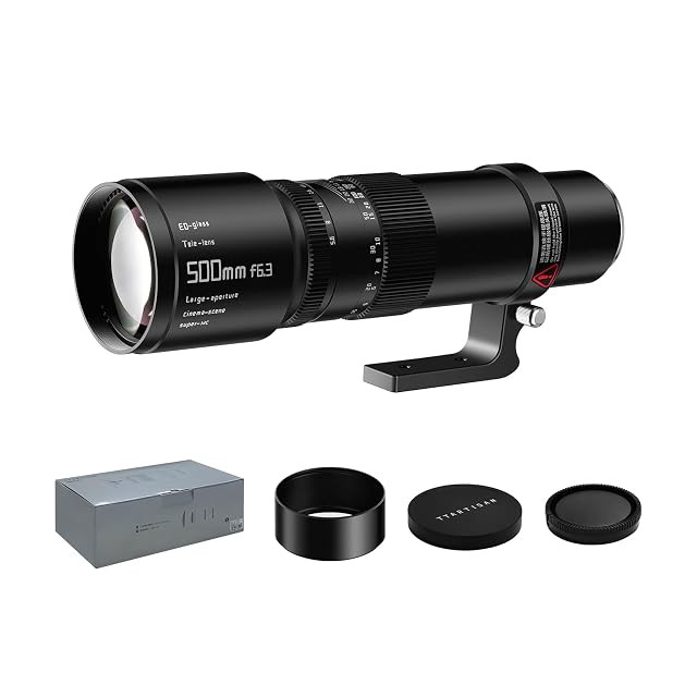 Schwarze Supertele-Festbrennweite TTARTISAN 500mm F6.3 mit Stativring um den Tubus